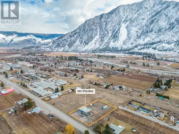 Keremeos, BC V0X1N3,101 7th Avenue