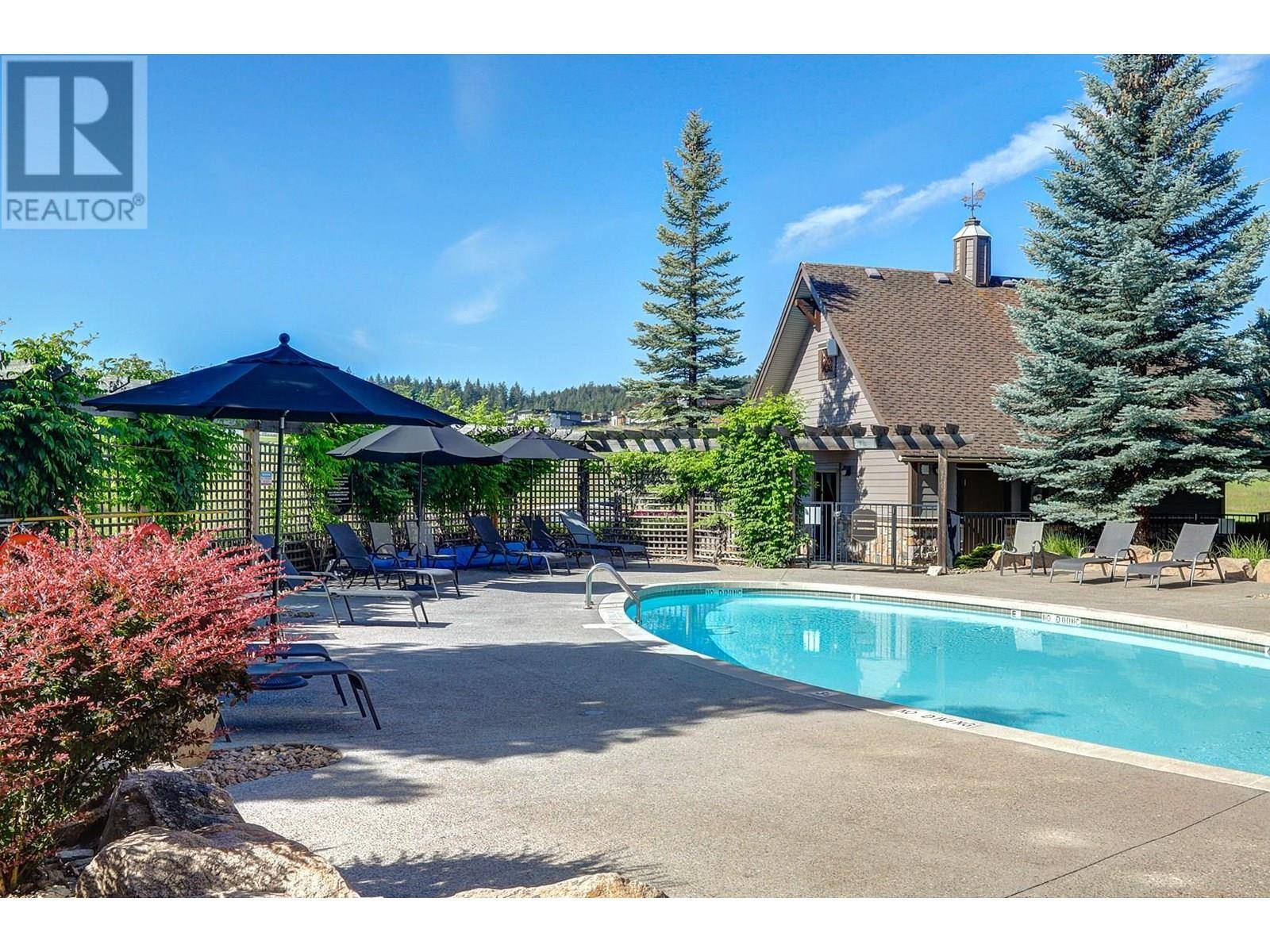 Vernon, BC V1H1Y8,107 Village Centre CT #116