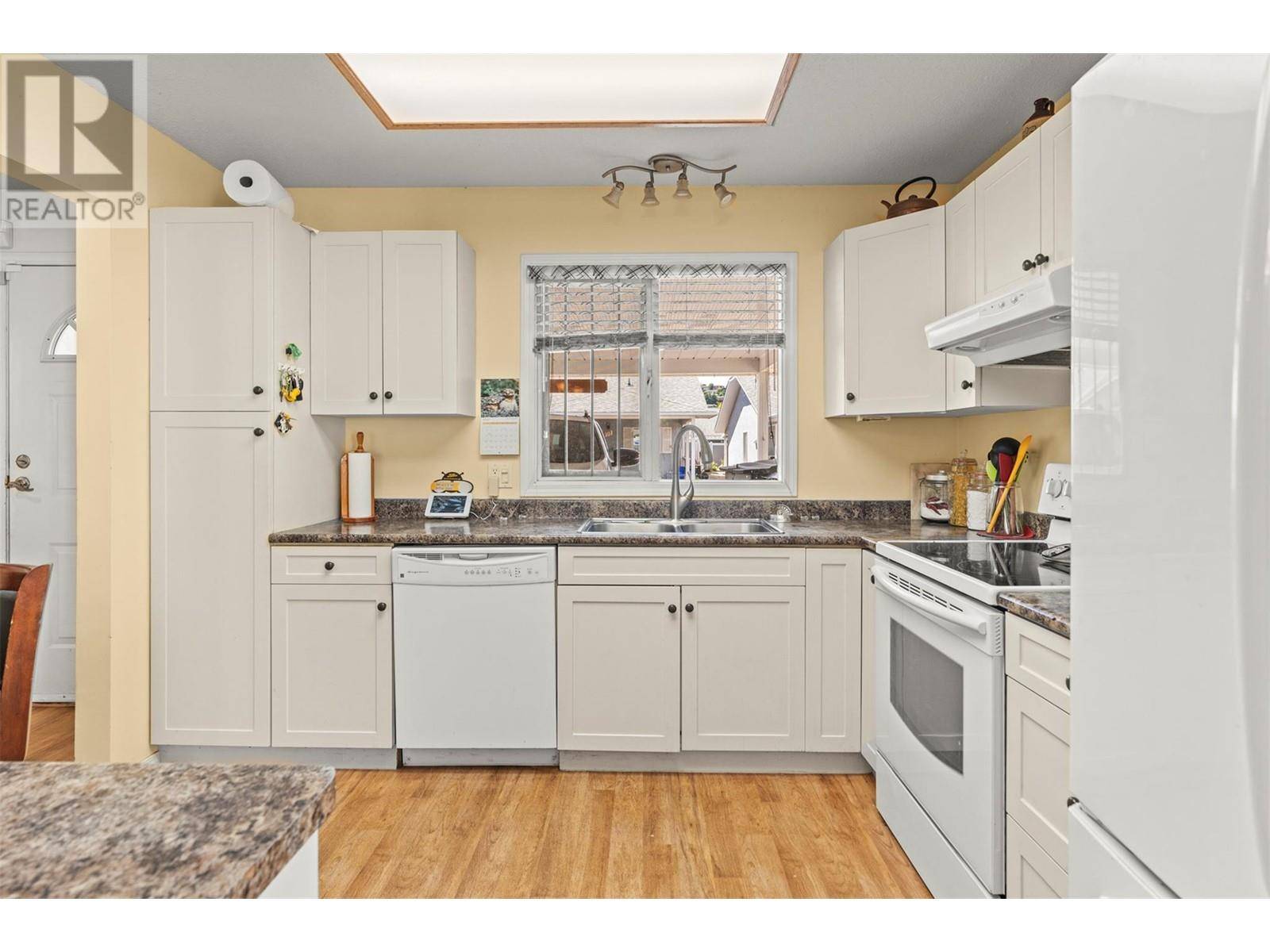Vernon, BC V1T9E6,3900 27 AVE #89