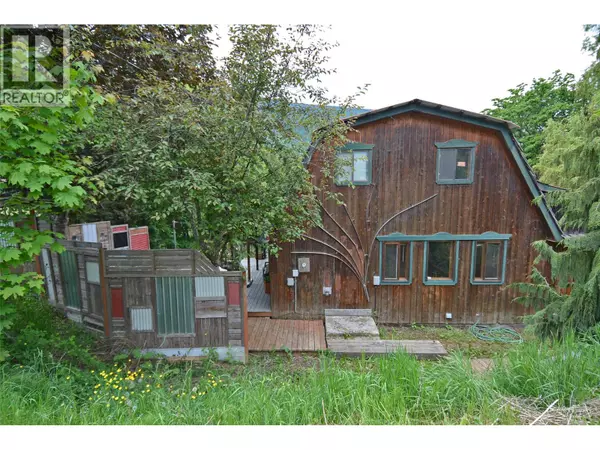 2022 Creek Street, Nelson, BC V1L1M7