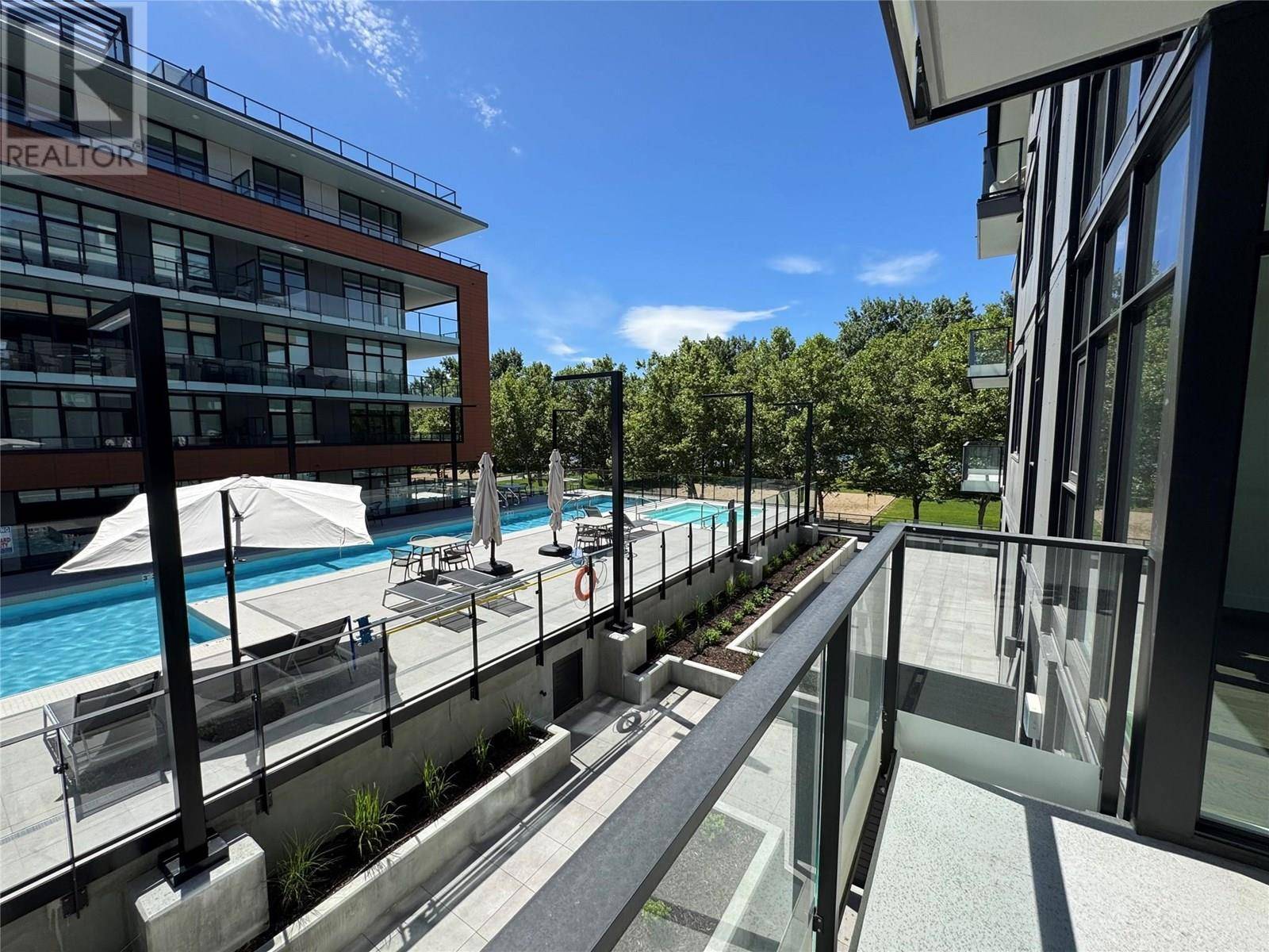 Kelowna, BC V1W3S9,3389 Lakeshore RD #314