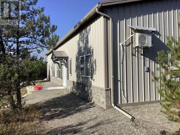 Kitchener, BC V2B1W0,6530 Kittyhawk Road