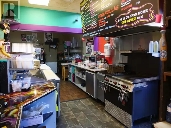 4951 93 Highway, Radium Hot Springs, BC V0A1M0