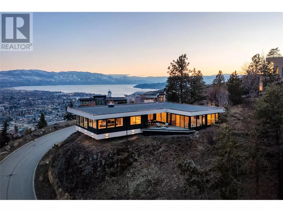 Kelowna, BC V1V2Y3,1190 Stoneypointe Court