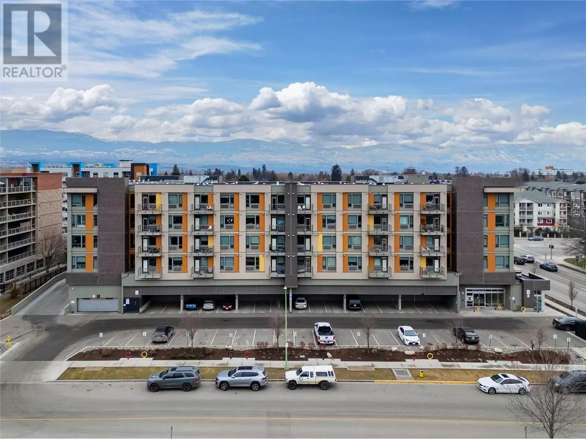 Kelowna, BC V1Y0E5,925 Leon AVE #411