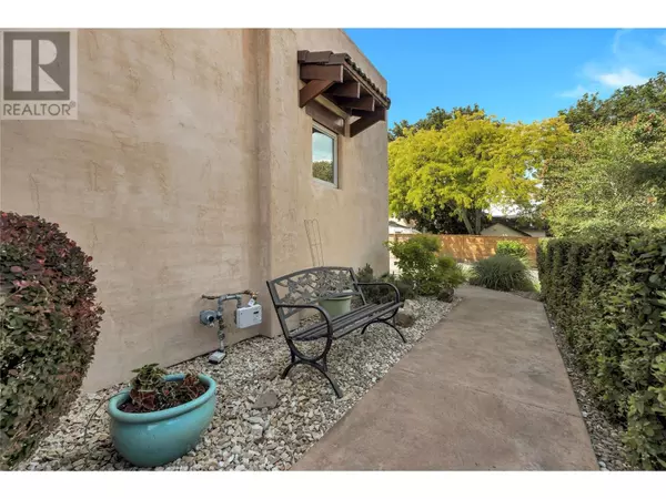 Penticton, BC V2A5V8,483 Maurice ST #105