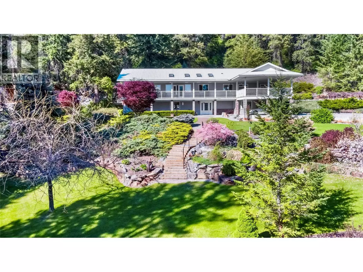 Tappen, BC V0E2X1,3855 Turner Road