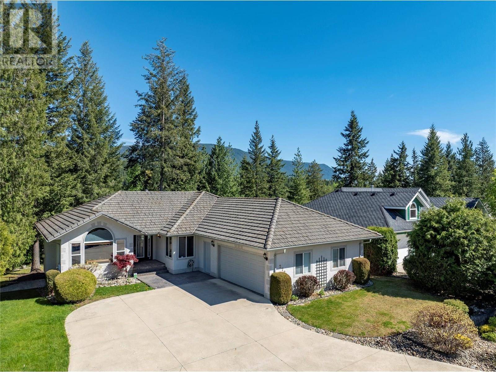 2729 Golf Course Drive, Blind Bay, BC V0E1H2