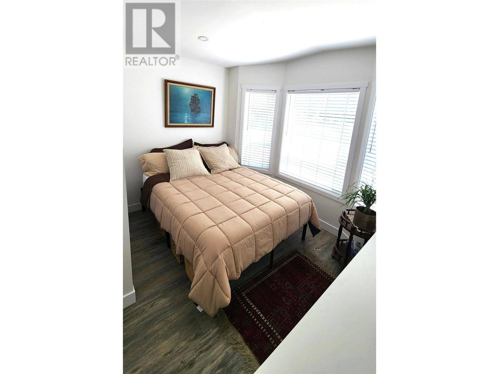Sicamous, BC V0E2V0,1134 Hawthorn Row Lot# #24