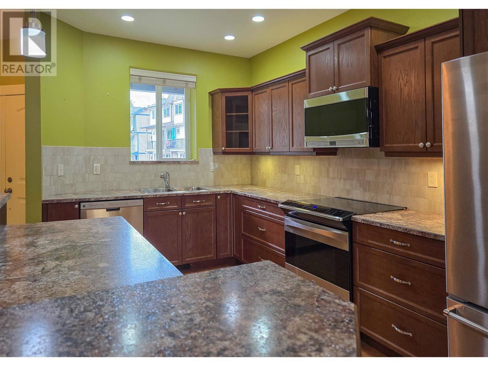 Armstrong, BC V4Y0Y1,3780 Schubert RD #259