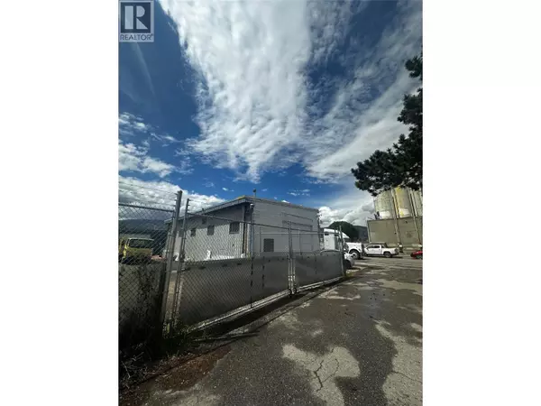 Kelowna, BC V1Y1Z3,991 Ellis Street