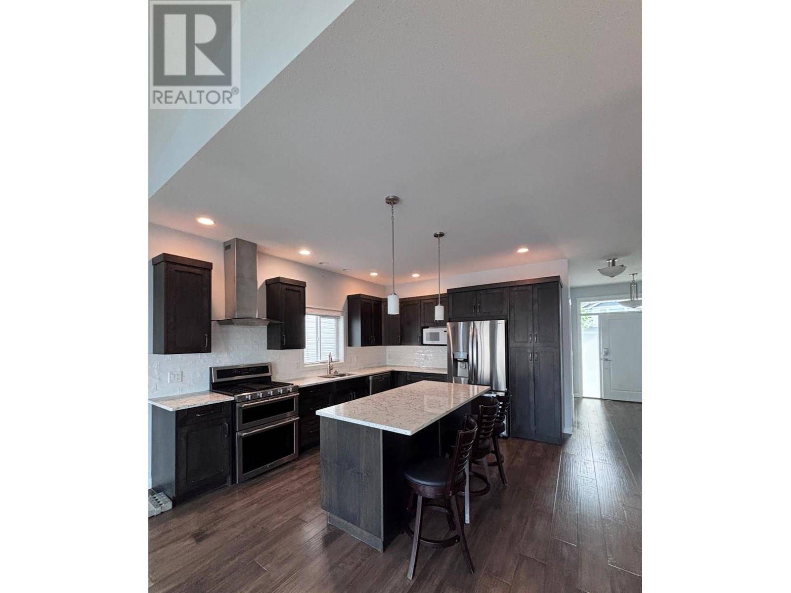 Kamloops, BC V2b0G8,2158 DOUBLETREE Crescent