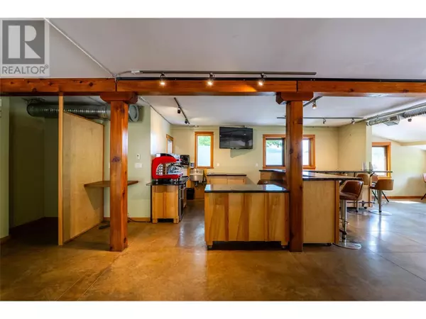 Nelson, BC V1L2A8,512 Hendryx Street