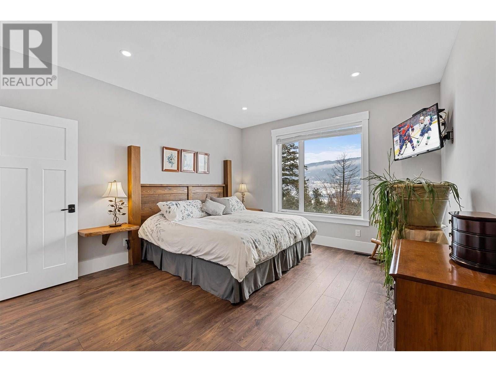 Lake Country, BC V4V2R1,13137 Cliffstone Court