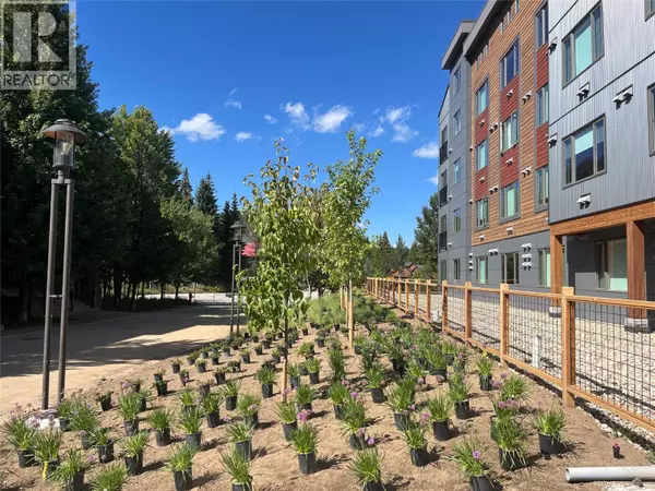 Rossland, BC V0G1Y0,4280 Red Mountain RD #208