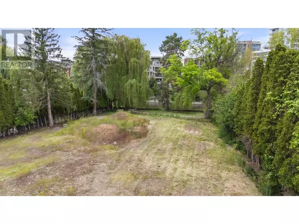 Kelowna, BC V1W1A1,569 Radant RD #2