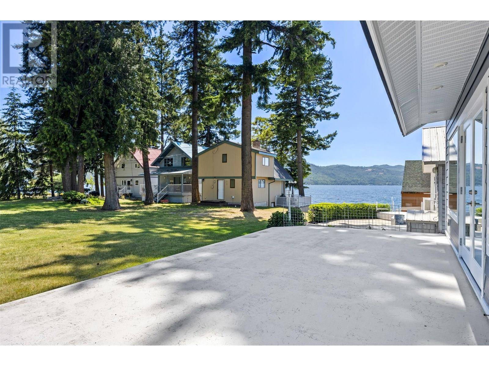 Magna Bay, BC V0E1M7,6924 Squilax Anglemont RD #6