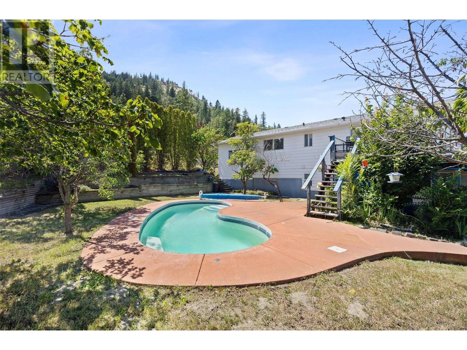 Kamloops, BC V2C5R2,906 Klahanie Drive