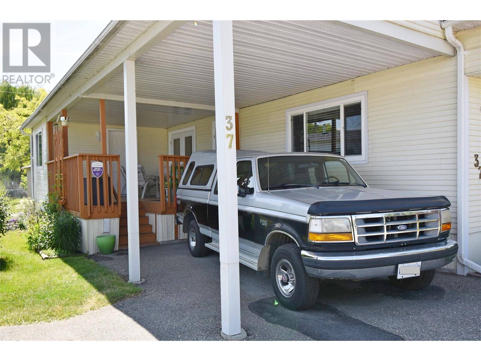 Vernon, BC V1H1X5,2727 Lakeshore AVE #37