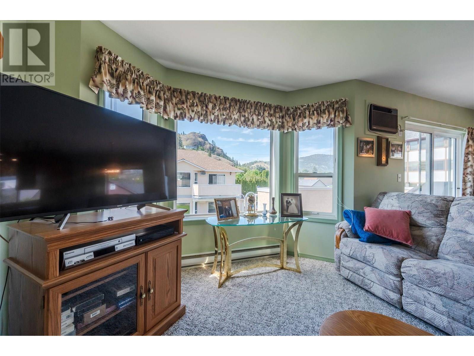 Summerland, BC V0H1Z0,13014 Armstrong AVE #205