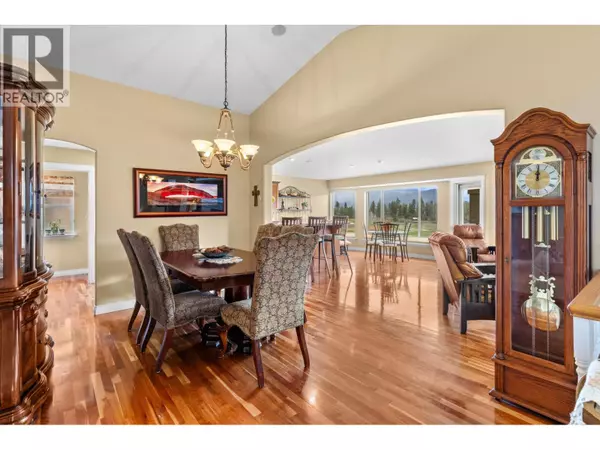 Kelowna, BC V1V2S8,2455 Quail Ridge BLVD #111