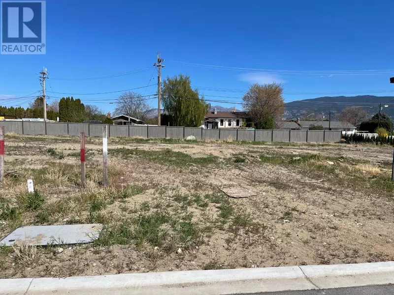 1716 Treffry Place, Summerland, BC V0H1Z9