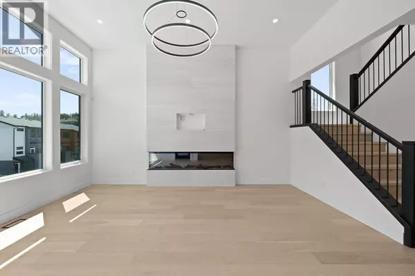 Kelowna, BC V1V0H4,3462 Hilltown Close