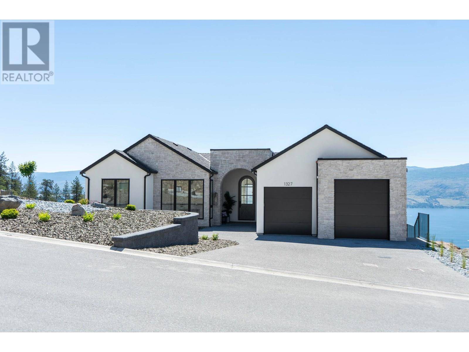 1327 Vineyard Drive, West Kelowna, BC V4T3H9