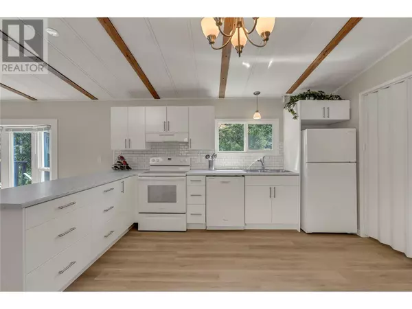 Penticton, BC V2A2N5,1701 Penticton AVE #305