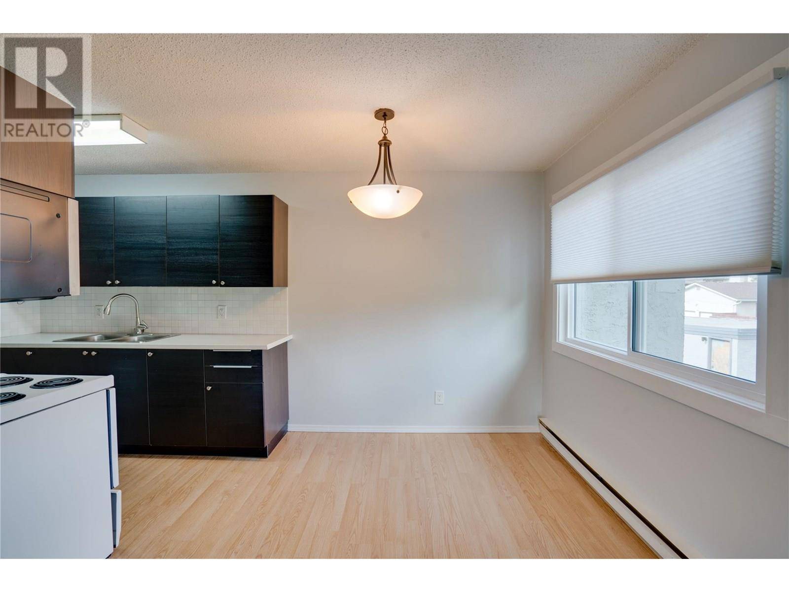 Vernon, BC V1T6H2,4101 Alexis Park DR #204