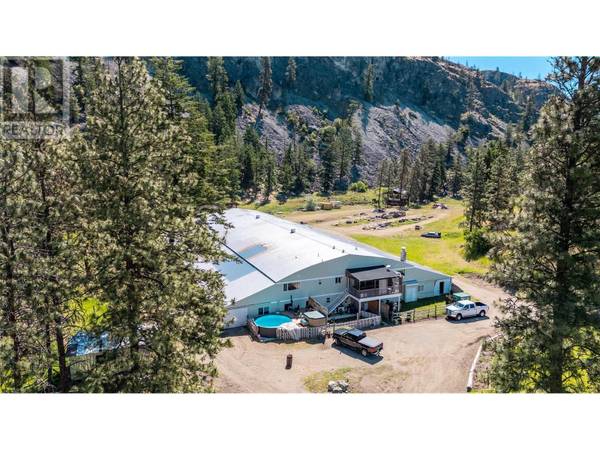 3803 MCLEAN CREEK Road, Okanagan Falls, BC V0H1R1