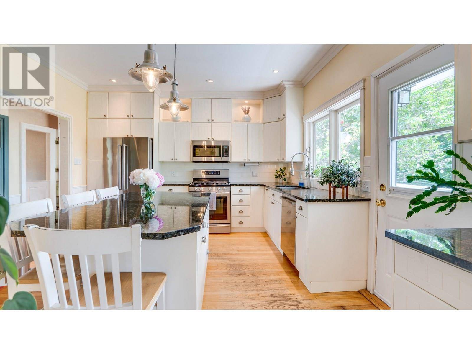 Vernon, BC V1T1J7,2302 23 Avenue