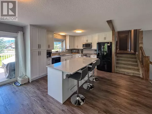 Invermere, BC V0A1K3,640 UPPER LAKEVIEW RD #7