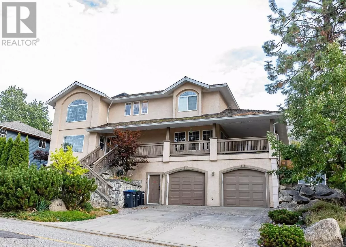 Penticton, BC V2A7X2,738 BALSAM Avenue