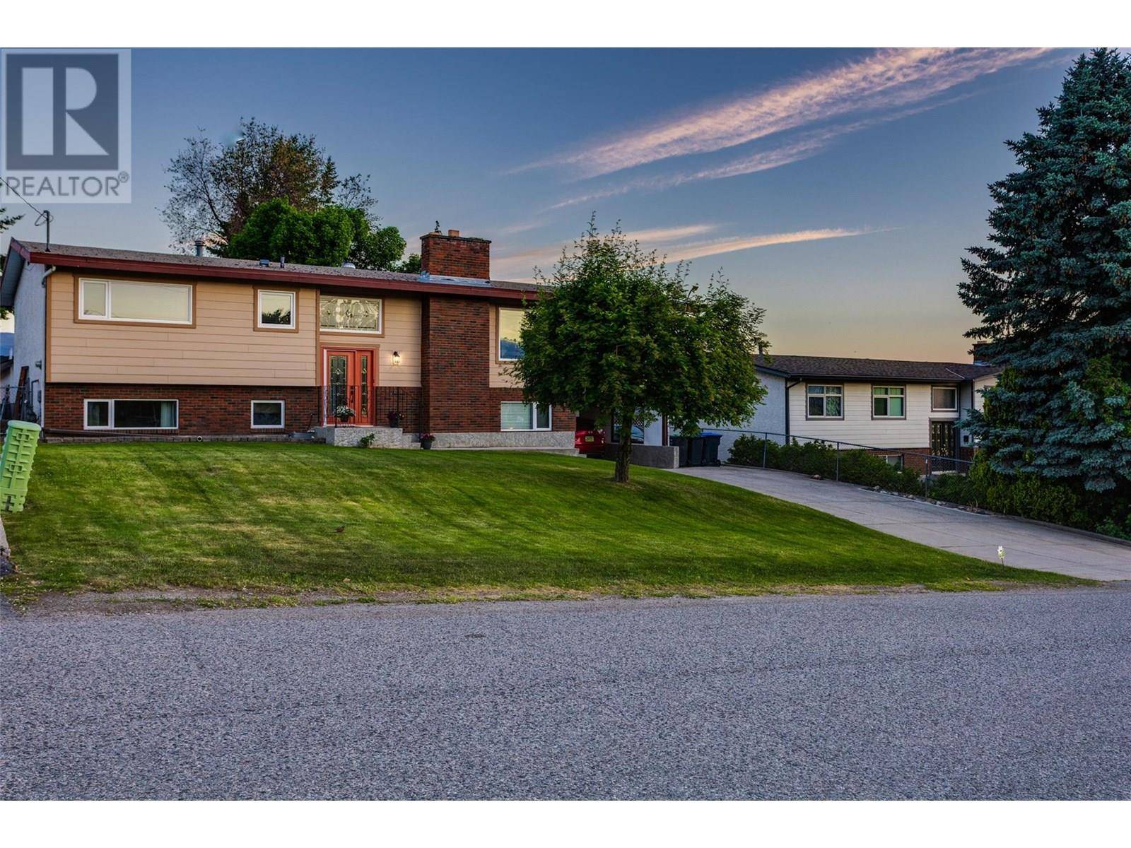 1675 Stayman Road, Kelowna, BC V1P1B2