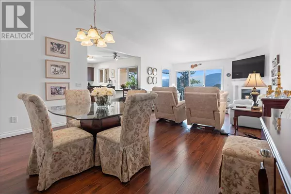 Peachland, BC V0H1X5,4470 Ponderosa DR #201