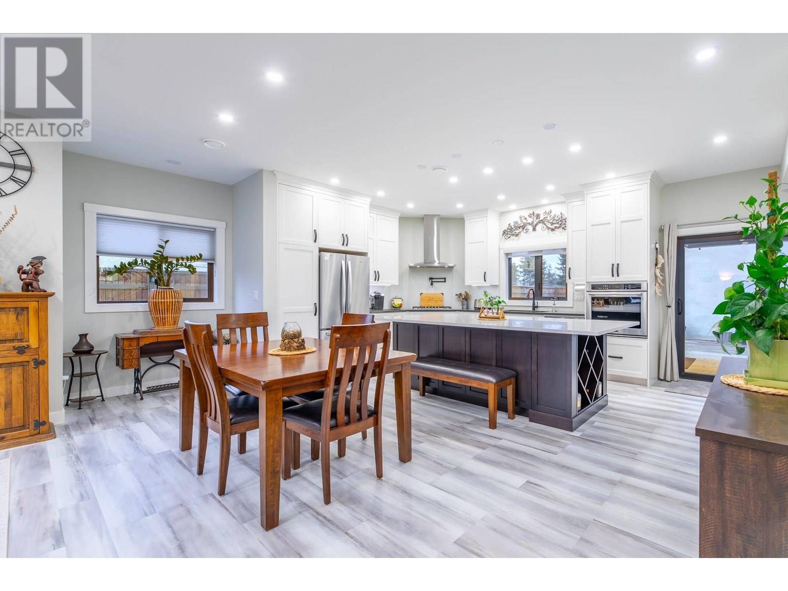 Naramata, BC V0H1N0,445 RITCHIE Avenue