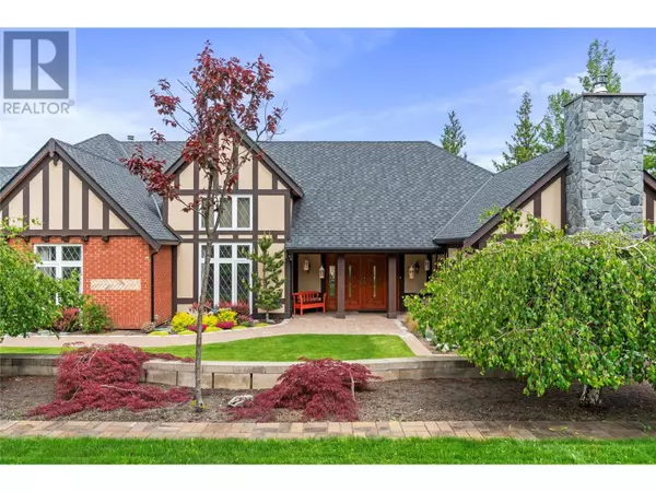 5121 IVY Road, Eagle Bay, BC V0E1T0