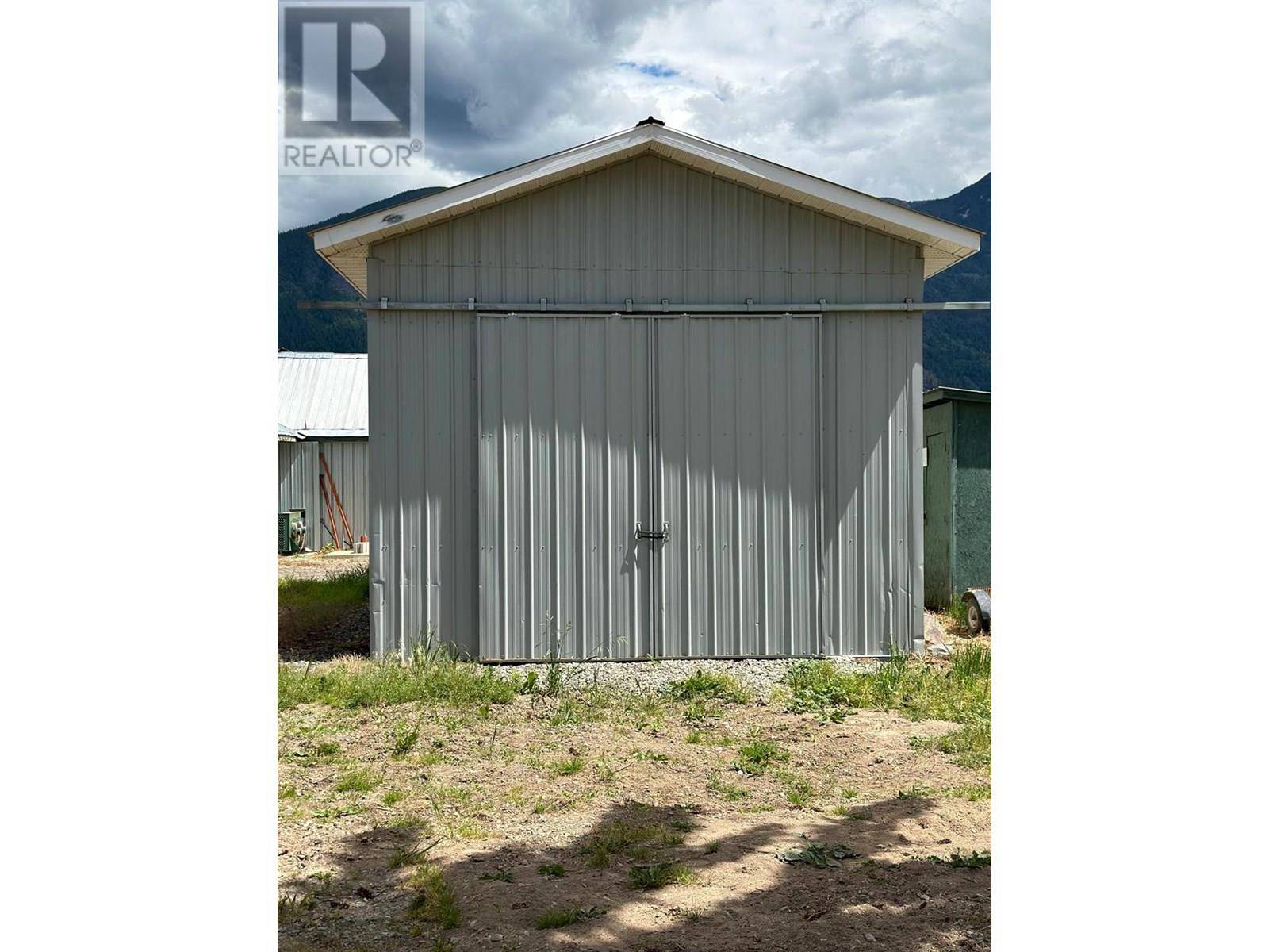 Creston, BC V0B1G1,3029 Erickson Road