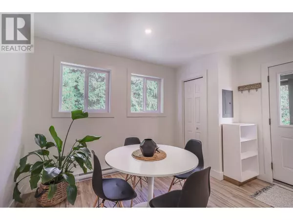 Crawford Bay, BC V0B1E0,16102 3A Highway