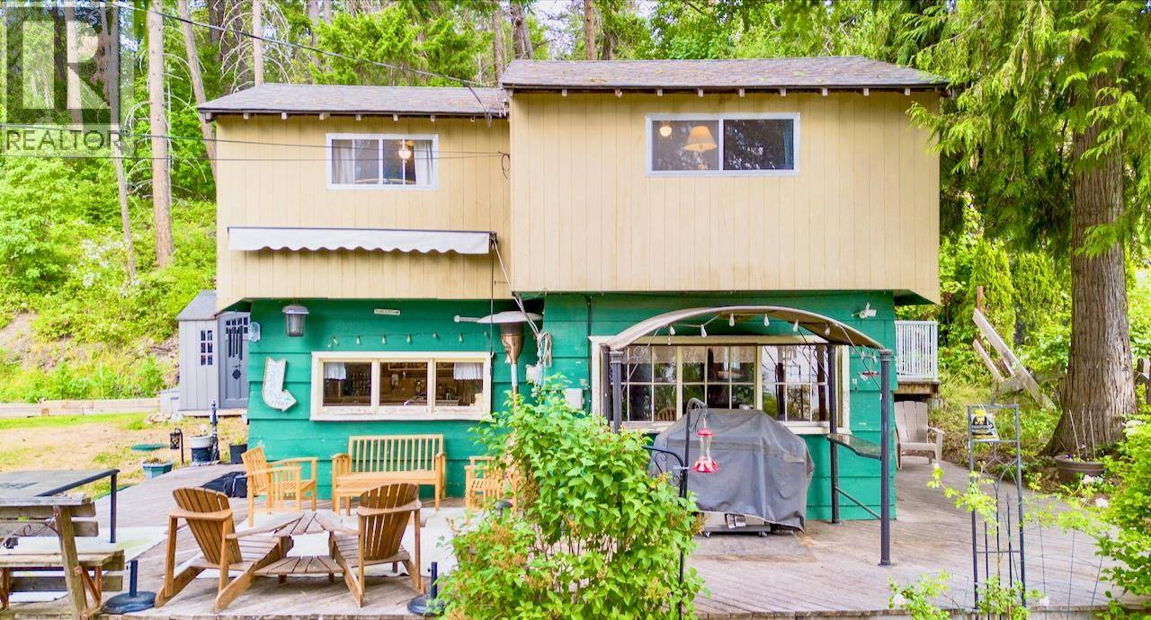 Lee Creek, BC V0E1M4,2989 Squilax-Anglemont Road Lot# A