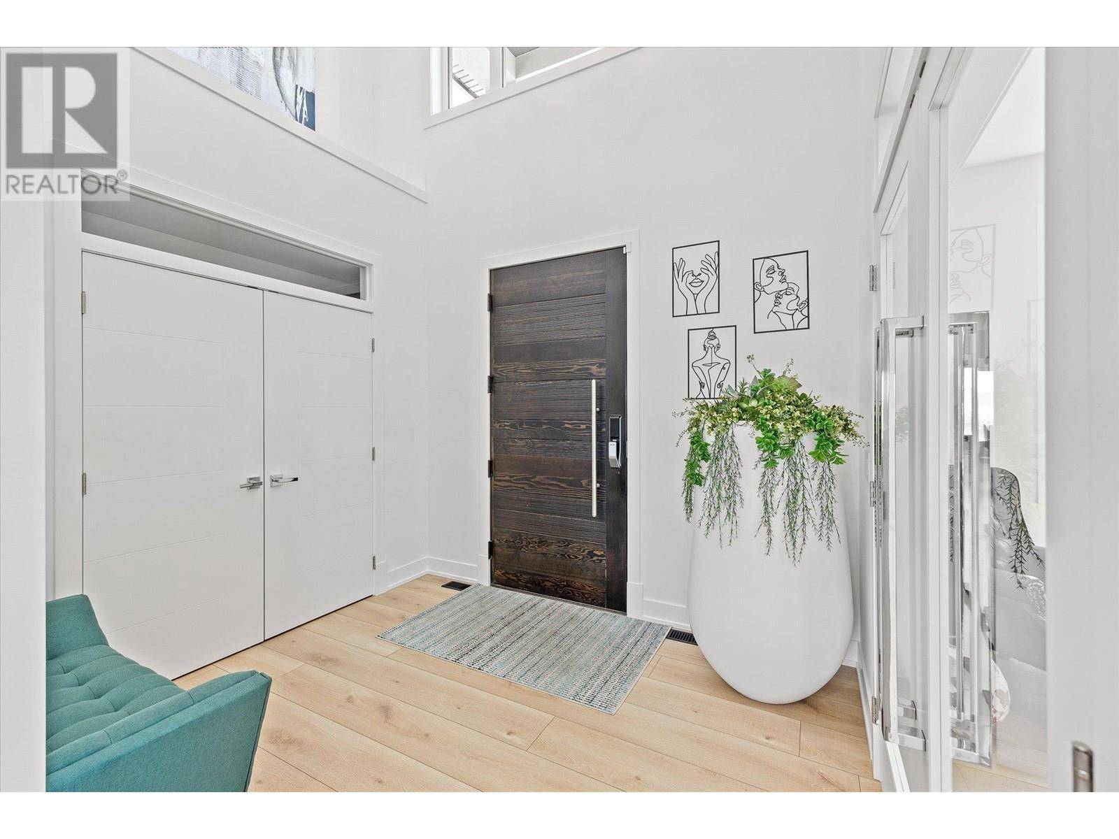 Kelowna, BC V1W5H4,750 Kuipers Crescent