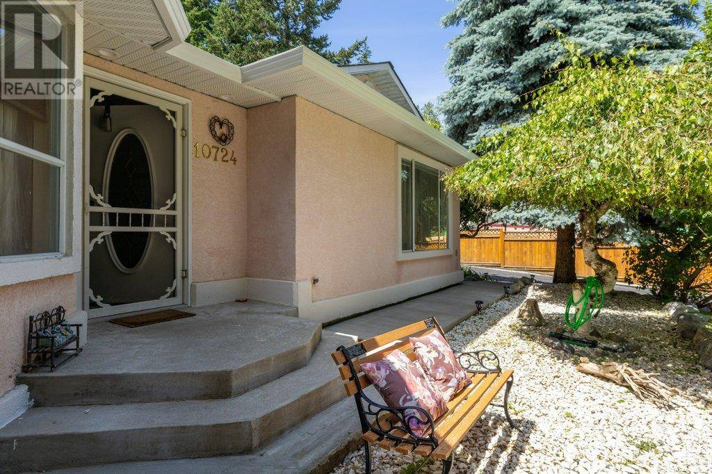 Vernon, BC V1H2C1,10724 Pinecrest Road