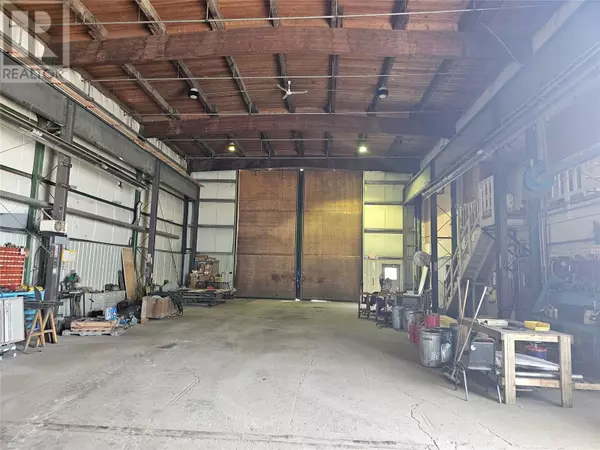 Vavenby, BC V0E0B8,2992 McCorvie Street