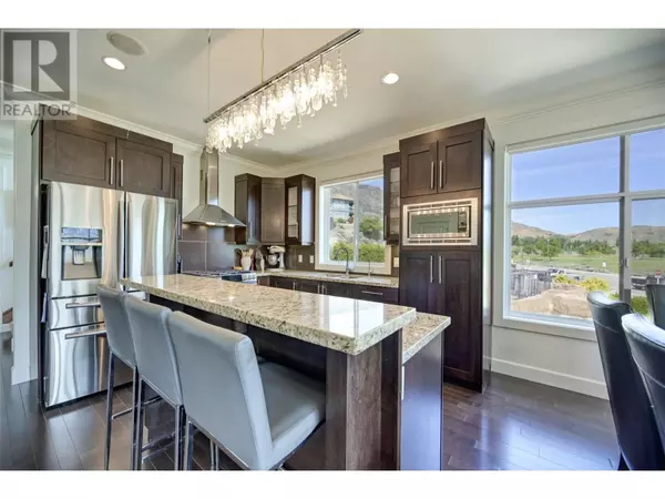Osoyoos, BC V0H1V3,4215 PEBBLE BEACH Drive