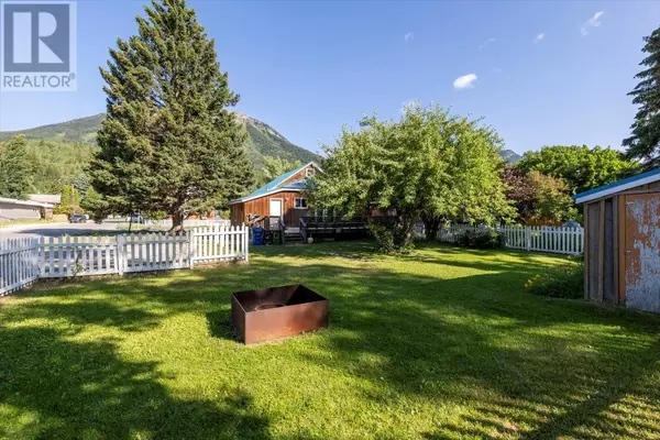 Fernie, BC V0B1M0,702 9th Avenue
