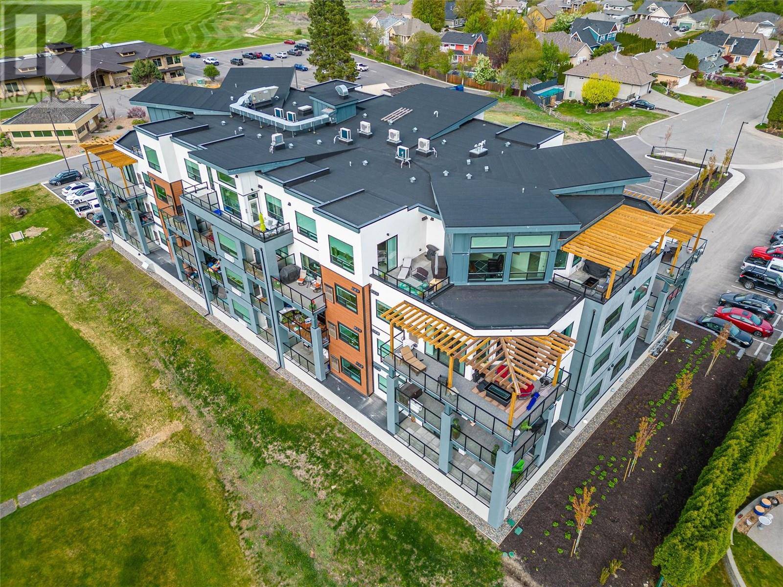 Kamloops, BC V2B8M8,651 DUNES DR #301