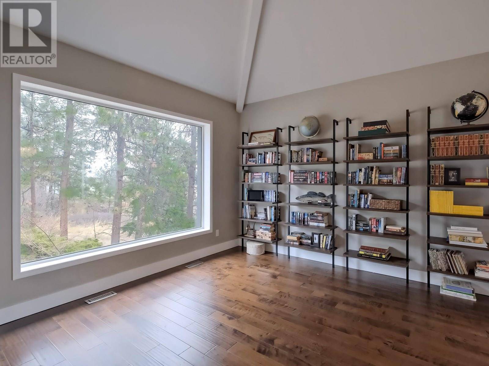 West Kelowna, BC V1Z3M7,1026 McPhail Court