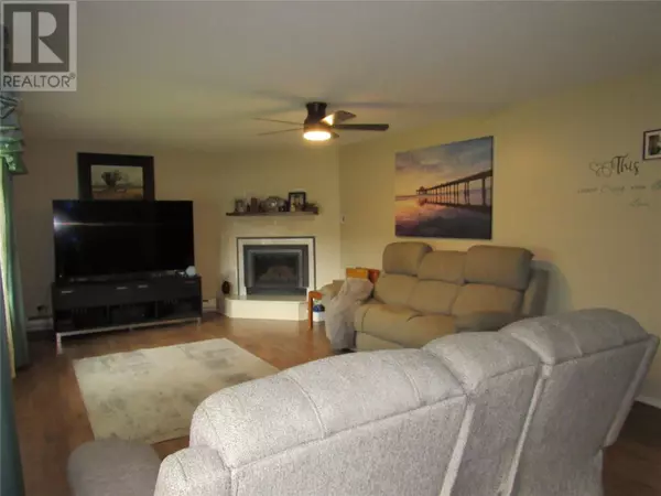 Fruitvale, BC V0G1L0,1755 COLUMBIA GARDENS Road