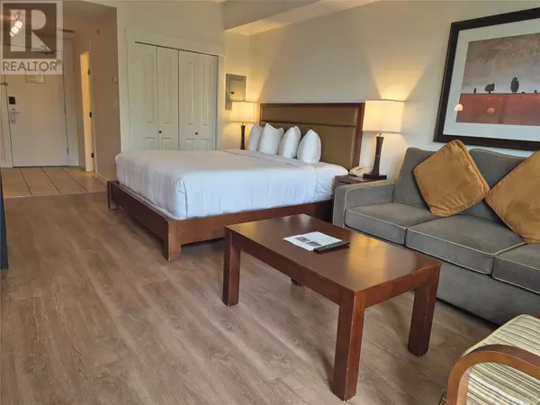 Osoyoos, BC V0H1V6,4200 Lakeshore Drive DR #302